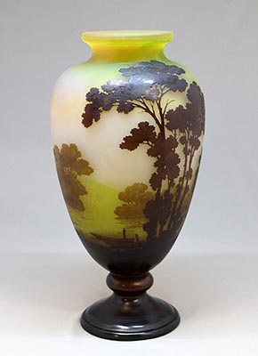 湖水風景文花瓶 – 岡南ギャラリー